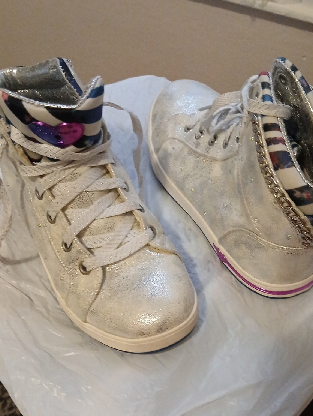Girls Glitter Silver High-Top Sneakers with Heart Accent